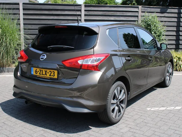 Nissan Pulsar 1.2 DIG-T Connect Edition Navigatie, Achteruitrijcamera, Trekhaak Afneembaar, Keyless Entry & Start afbeelding 8