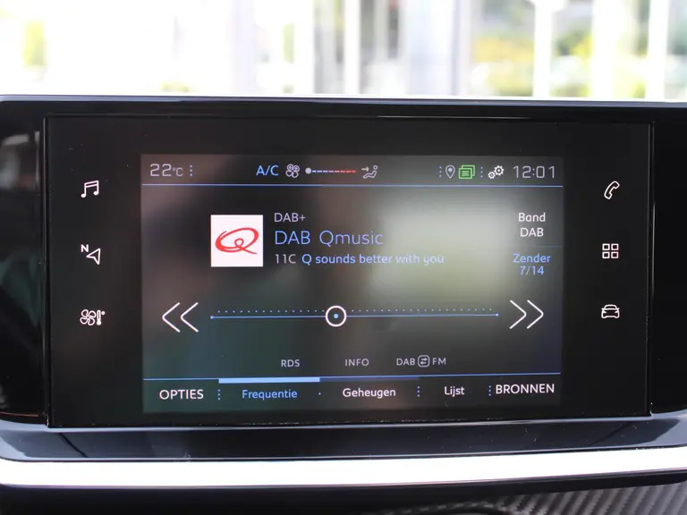 Peugeot 208 Active 1.2 PureTech 100PK Parkeersensoren, Navigatie, Airco, Apple Carplay, Android Auto afbeelding 20