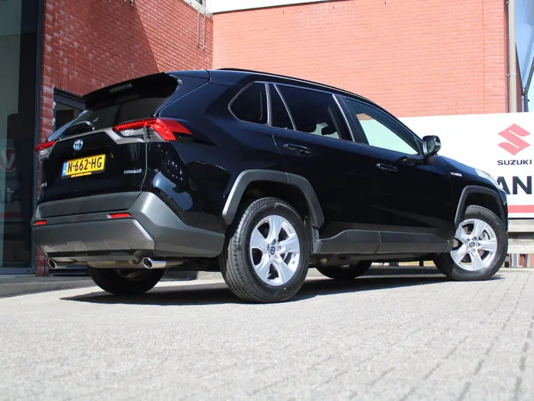 Toyota RAV4 2.5 Hybrid AWD Style 1.650 KG Trekgewicht, stuur- Camera, Parkeersensoren voor en achter afbeelding 9