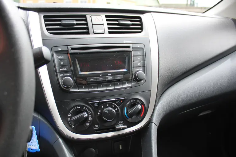 Suzuki Celerio 1.0 Exclusive , 2e Eig. Dealer ondehouden! afbeelding 16