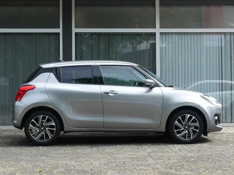 Suzuki Swift 1.2 Style Smart Hybrid AUTOMAAT Cruise Control, Navigatie, Apple Carpl/Andr Auto afbeelding 2