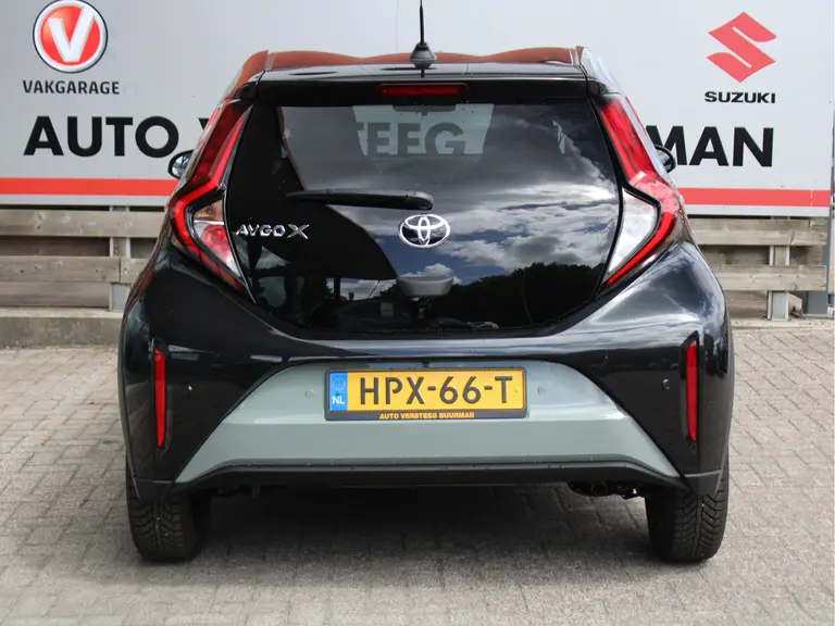 Toyota Aygo X 1.0 VVT-i S-CVT Pulse Automaat Achteruitrijcamera, Parkeersensoren Voor en Achter, Cruise Control Adaptief, Stoelverwarming afbeelding 13