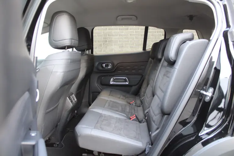 Citroën C5 Aircross 1.2 Hybrid 136PK Max Automaat, Luxe Lederen bekleding, 360 camera, navigatie, elekr. stoelen, CruiseControl, Applecarpl./Andr. Auto afbeelding 11