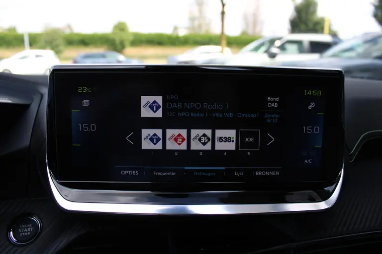 Peugeot e-208 EV GT 350 50 kWh Inclusief batterijtest Panoramadak, Navigatie, Cruise/Climate control, Apple carplay/Android auto, afbeelding 21