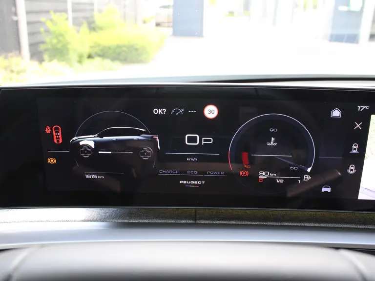 Peugeot 3008 Allure 1.2 Hybrid 145PK e-DCS6 Automaat Navigatie, Achteruitrijcamera, Keyless Entry & Start Stoelverwarming, Apple Carplay, Android Auto afbeelding 16