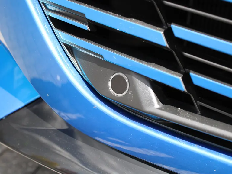 Peugeot e-208 Style 50 kWh 136PK Navigatie, Parkeersensoren voor & achter, Stoelverwarming, Led Koplampen afbeelding 4