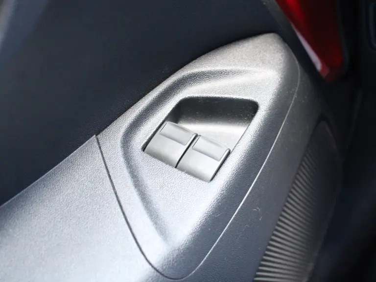 Peugeot 108 Allure 1.0 e-VTi 70PK 5DRS Navigatie, Achteruitrijcamera, Keyless Entry & Start, Cimate Control afbeelding 14
