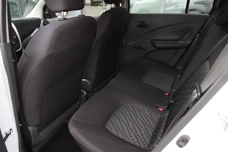 Suzuki Celerio 1.0 Comfort Airco, Bluetooth, Elektrische Ramen, Centrale Vergrendeling afbeelding 15