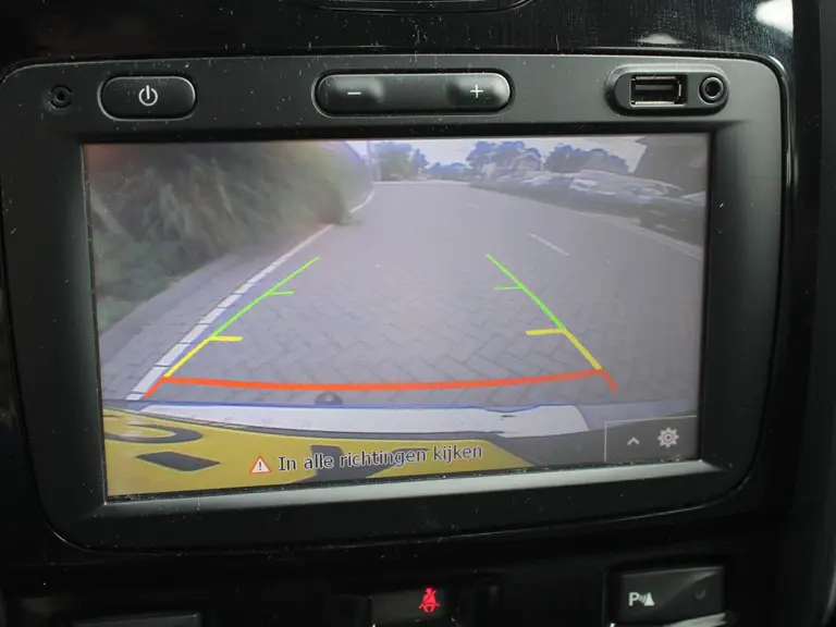 Dacia Duster Blackshadow 1.2 TCe 4x2 125PK Leder, Trekhaak, Achteruitrijcamera, Navigatie, Airco afbeelding 27