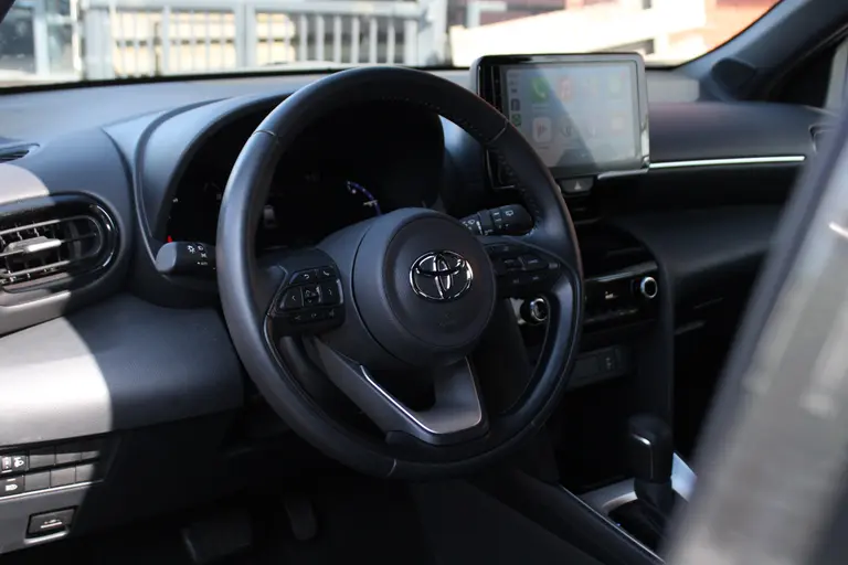 Toyota Yaris Cross 1.5 Hybrid Dynamic Automaat Achteruitrijcamera, Bluetooth, Airco Automatisch, Cruise Control Adaptief, Navigatie afbeelding 5