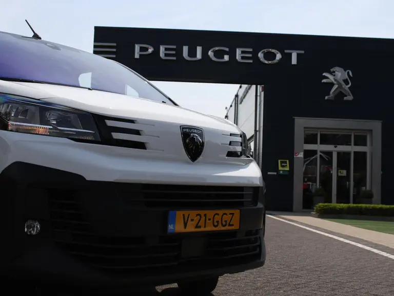 Peugeot Expert 2.0 BlueHDi 145PK L2 Trekhaak, Navigatie, Achteruitrijcamera, Cruise Control, Airco afbeelding 3