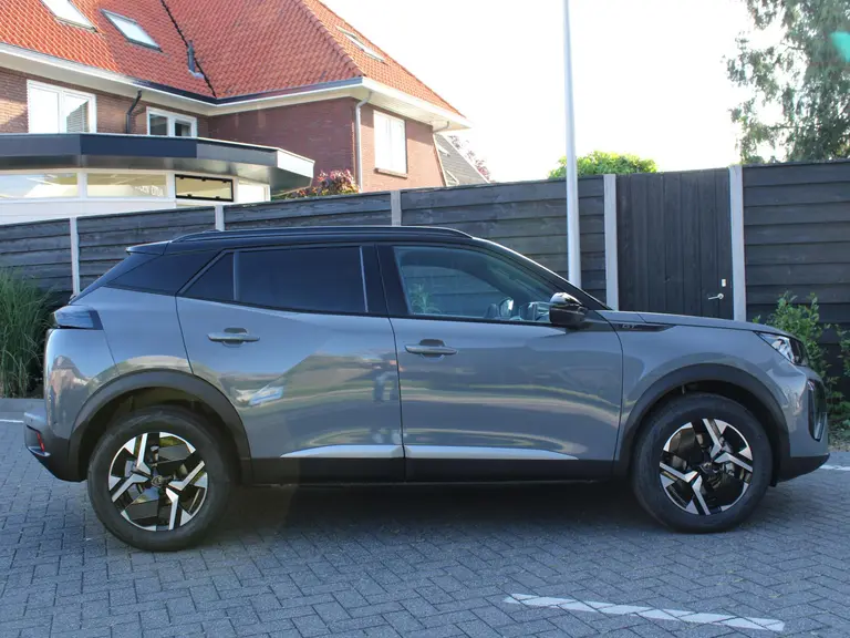 Peugeot 2008 GT 1.2 Hybrid 145PK Automaat Navigatie, Camera 360, Adaptieve cruise control, Lichtmetalen velgen afbeelding 14