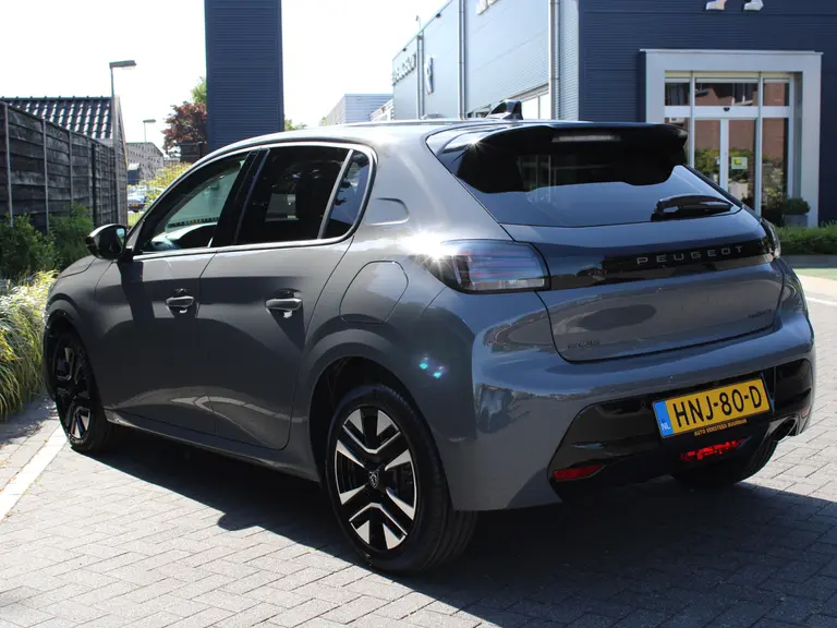 Peugeot 208 Allure 1.2 Hybrid 110PK e-DCS6 Automaat Navigatie, 360 camera, Lichtmetalen velgen, Parkeerhulp voor & achter, Cruise Control afbeelding 9