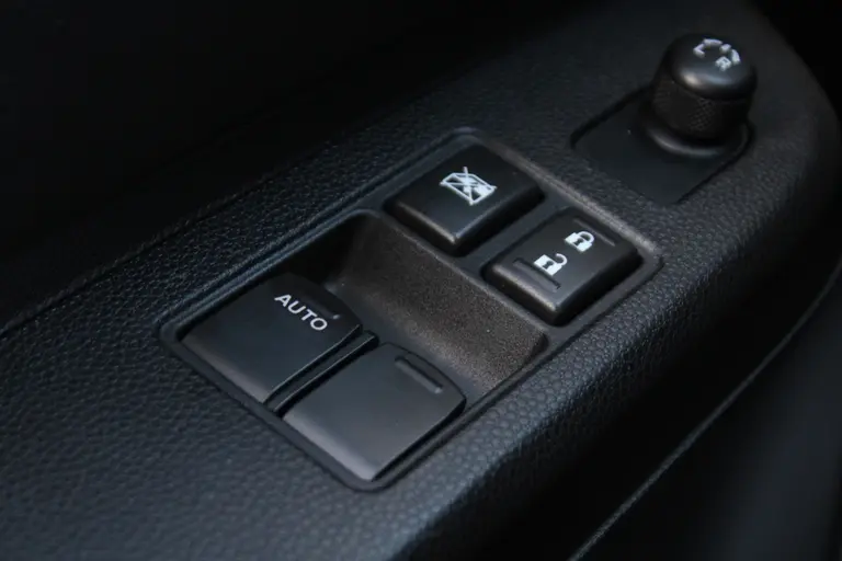 Suzuki Ignis 1.2 Smart Hybrid Select Stoelverwarming, Achteruitrijcamera, Airco, Verwarmde Buitenspiegels, Bluetooth afbeelding 33