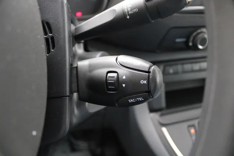 Citroën Jumpy Club M 50 kWh Cruise control, Airco, Apple carplay/Android auto, Radio, Elek.bediende ramen en spiegels afbeelding 18