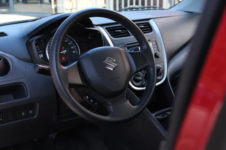 Suzuki Celerio 1.0 Comfort 68PK Airco, Bluetooth, LED Dagrijverlichting, Elektrische Ramen Voor afbeelding 5