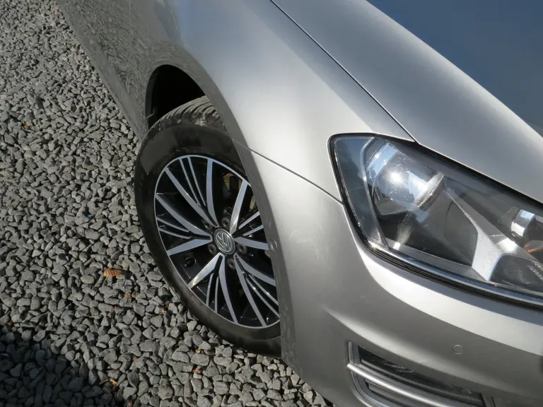 Volkswagen Golf 1.2 TSI Highline, Trekhaak, Parkeersensoren, Navigatie afbeelding 5
