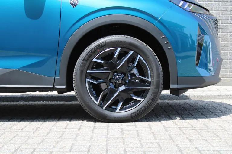 Peugeot 3008 1.2 Hybrid 136 GT Automaat, Keyless Entry/Start, Luxe Stoelen, Navigatie, Applecarpl./Andr. Auto afbeelding 40