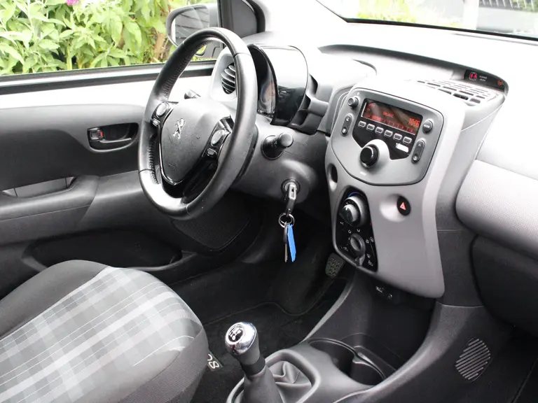 Peugeot 108 Active 1.0 e-VTi 72PK 5DRS Airco, Mistlampen Voor, Bluetooth, Elektrische Ramen Voor afbeelding 11