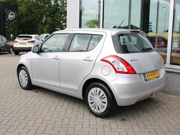 Suzuki Swift 1.2 Dynamic Automaat afbeelding 20