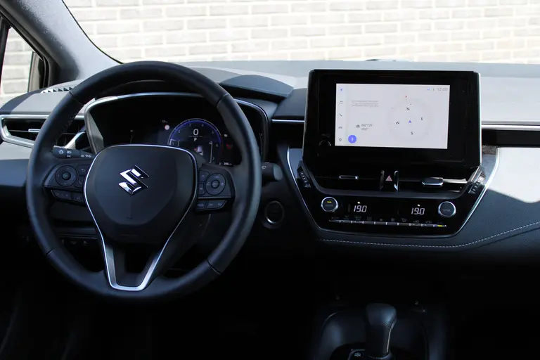 Suzuki Swace 1.8 Hybrid Select Automaat, Achteruitrijcamera, Stuurverwarming, Apple Carpl./Andr. Auto afbeelding 11