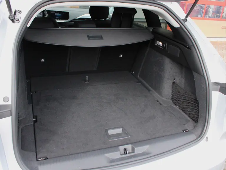 Opel Astra Sports Tourer 1.2 Level 2 Cruise en Climate Control, Parkeersensoren Voor en Achter, Navigatie afbeelding 9