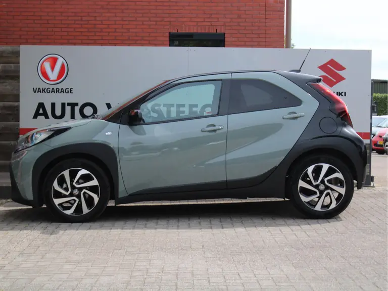 Toyota Aygo X 1.0 VVT-i S-CVT Pulse Automaat Adaptieve Cruise Control, Carplay/Android Auto, Achteruitrijcamera, Airco afbeelding 10