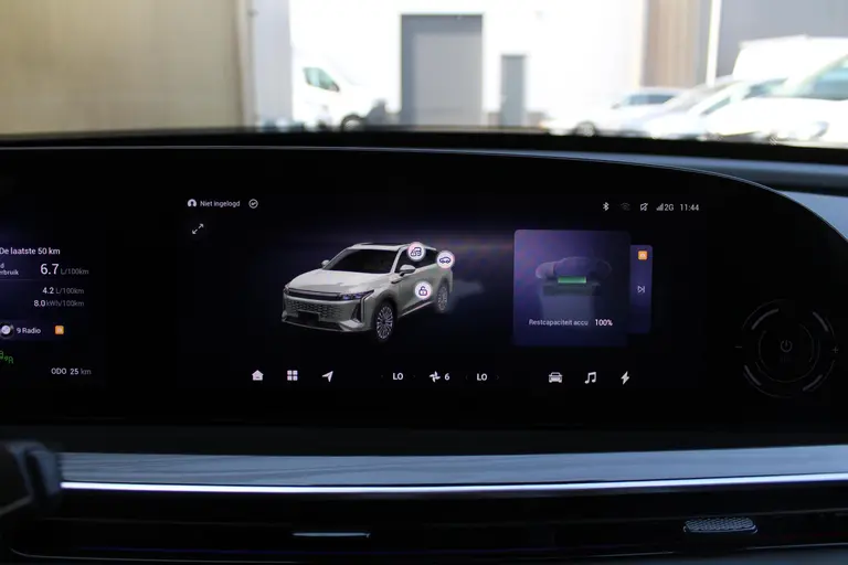Omoda 9 SHS PHEV Premium 34,46 kWh Super Hybrid System, 20"LM velgen, Elek.schuif/kanteldak, Camera voor/achter, 1.500 kg trekgewicht afbeelding 21