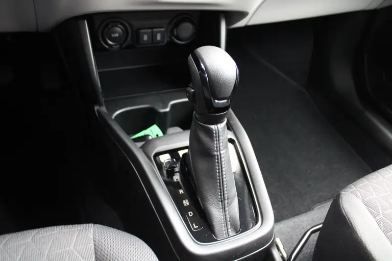 Suzuki Swift 1.2 Select Smart Hybrid Automaat, Stoelverwarming, Carplay, 6 JAAR GARANTIE! afbeelding 20