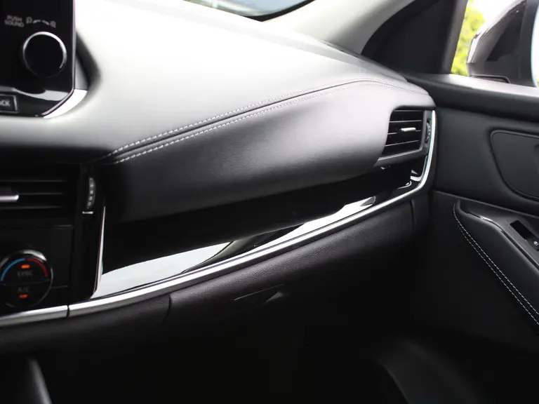 Nissan QASHQAI N-Style 1.3 MHEV 158PK Xtronic Automaat Navigatie, Rondomzichtcamera, Adaptieve Cruise Control, Climate Control, Apple Carplay, Android Auto afbeelding 33