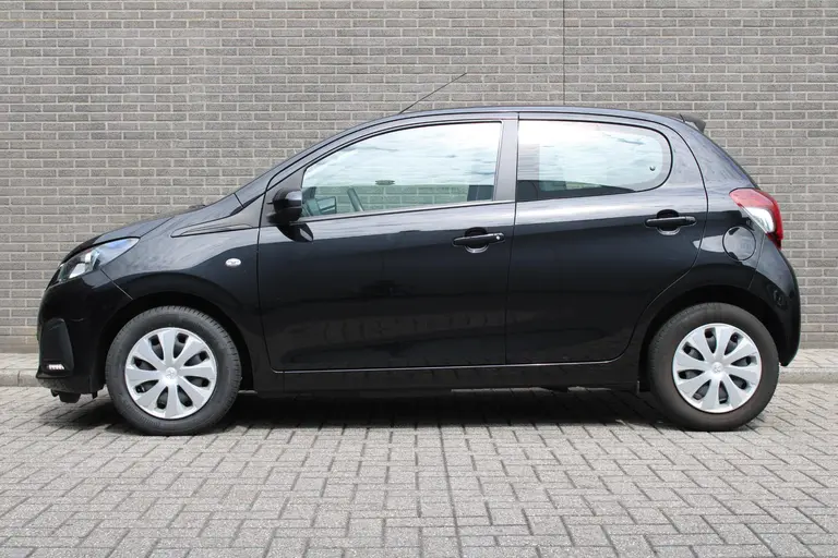 Peugeot 108 1.0 e-VTi Active 5-deurs airco, elektrische bediende ramen voor, bluetooth handsfree afbeelding 2