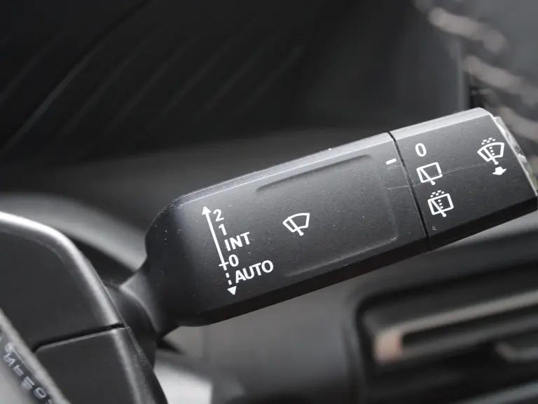 Citroën C3 Aircross Plus 1.2 Turbo 100pk Achteruitrijcamera, Climate Control, Cruise Control, Apple Car Play, Android Auto Navigatie afbeelding 29