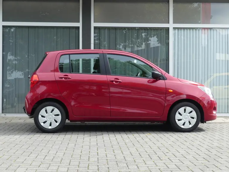 Suzuki Celerio 1.0 Comfort Airco, trekhaak, Bluetooth afbeelding 2