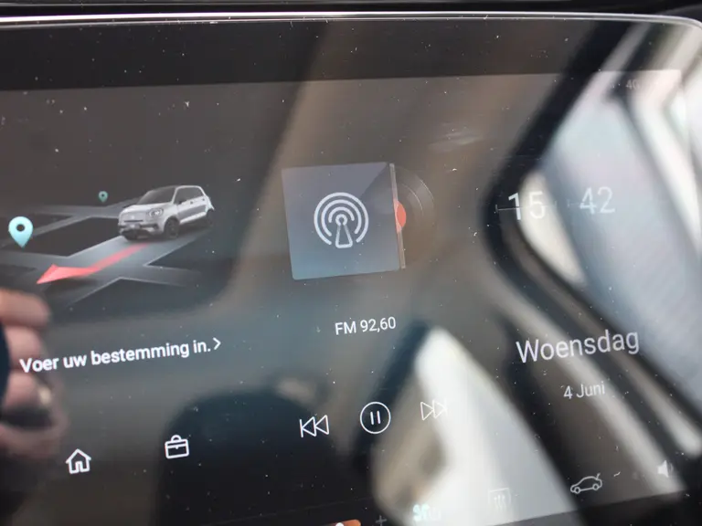 Leapmotor T03 Design 37.3 kWh Navigatie, Camera achter, Parkeerhulp achter, Audio, Keyless Start, Lichtmetalen velgen afbeelding 38