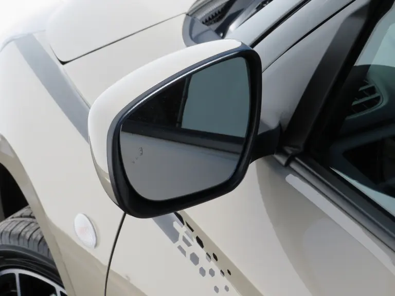 Suzuki Swift 1.2 Select Smart Hybrid, SPECIALE JUBILEUM EDITIE!! 17 inch velgen, Striping pakket en Shark Fin Antenne afbeelding 29