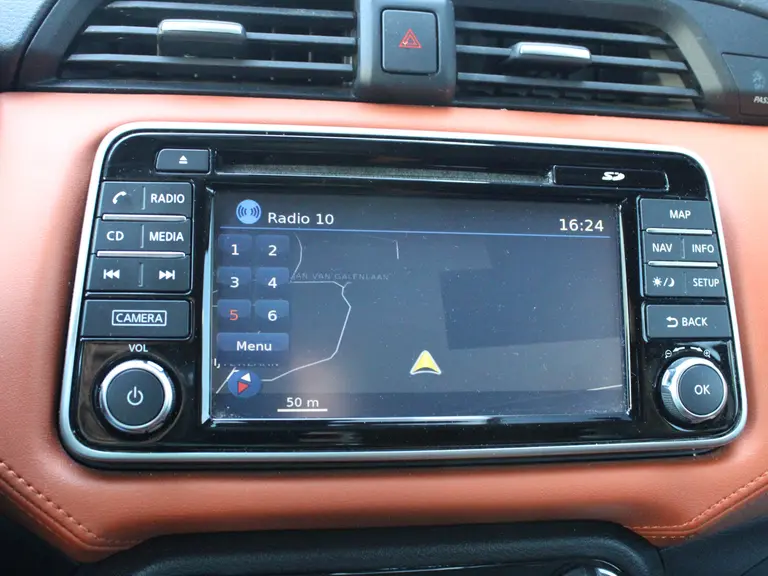Nissan Micra 0.9 IG-T 90PK N-Connecta Navigatie, Rondomzichtcamera, Dodehoekdetectie, Parkeersensoren Achter afbeelding 24