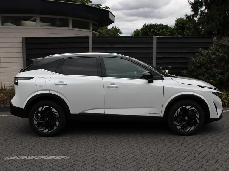 Nissan QASHQAI N-Connecta 1.5 e-Power 190PK Automaat Navigatie, Rondomzichtcamera, Keyless, Parkeersensoren, Apple Carplay, Android Auto afbeelding 9