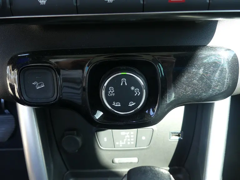 Citroën C3 Aircross 1.2 PureTech S&S Shine 110pk Automaat Trekhaak Schuifkantel dak, All Season banden afbeelding 20