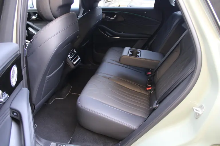 Omoda 9 SHS PHEV Premium 34,46 kWh Super Hybrid System, 20"LM velgen, Elek.schuif/kanteldak, Camera voor/achter, 1.500 kg trekgewicht afbeelding 28