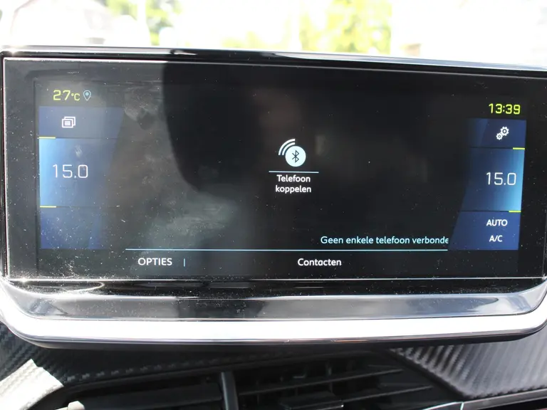 Peugeot e-2008 EV GT Pack 50 kWh 136PK Automaat Alcantara bekleding, Stoelverwarming, Focal Hifi, Achteruitrijcamera afbeelding 25