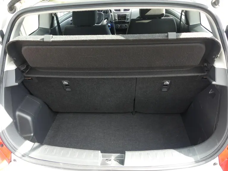 Suzuki Swift 1.2 Bandit 94 pk, Dealer oh., Airco, Cruise 16" Lichtmetalen Velgen. afbeelding 8