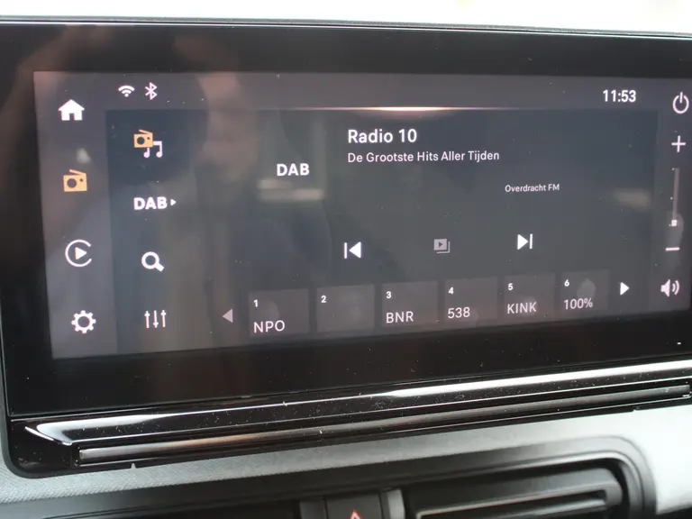 Citroën C3 Aircross Plus 1.2 Turbo 100pk Achteruitrijcamera, Climate Control, Cruise Control, Apple Car Play, Android Auto Navigatie afbeelding 19