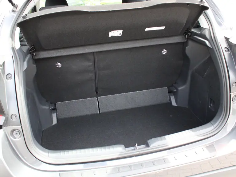 Toyota Yaris Dynamic 1.5 Hybrid 115PK Automaat Lichtmetalen velgen, Achteruitrij camera, Climate Control, KeylessEntry, AppleCarplay/Android Auto Navigatie afbeelding 31