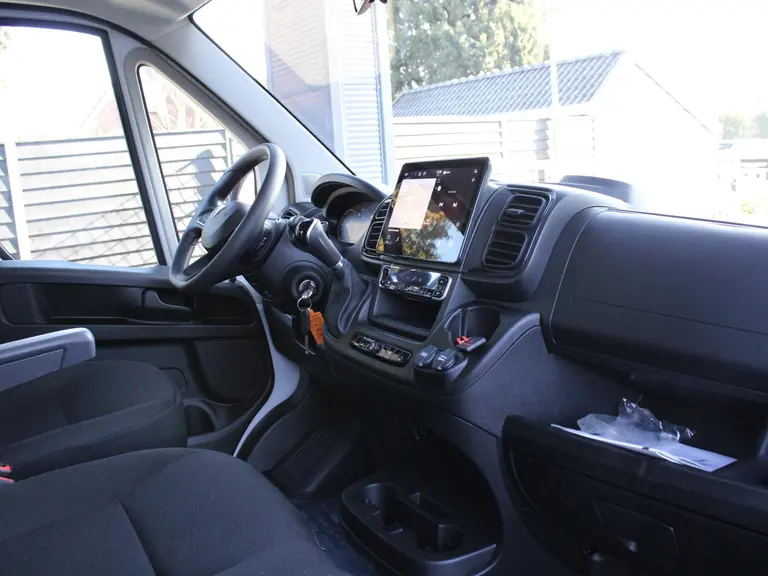 Peugeot Boxer Citybox 2.2 BlueHDi 140PK EAT8 Automaat L3 3.5t Navigatie, LED Koplampen, Laadklep, Draadloze Telefoonlader, Camera Achter afbeelding 40