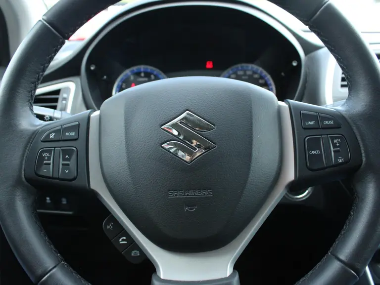 Suzuki S-Cross 1.6 Exclusive Trekhaak, Cruise control, Climate control, Allseasonbanden, Stoelverwarming afbeelding 12