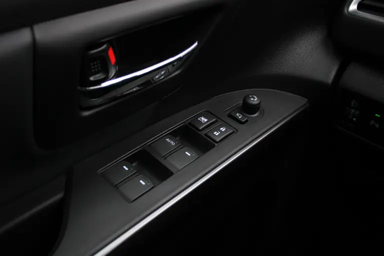 Suzuki S-Cross 1.5 Hybrid Style Adaptieve Cruise Control, Navigatie, Parkeersensoren Voor en Achter, Dodehoek Detectie afbeelding 31
