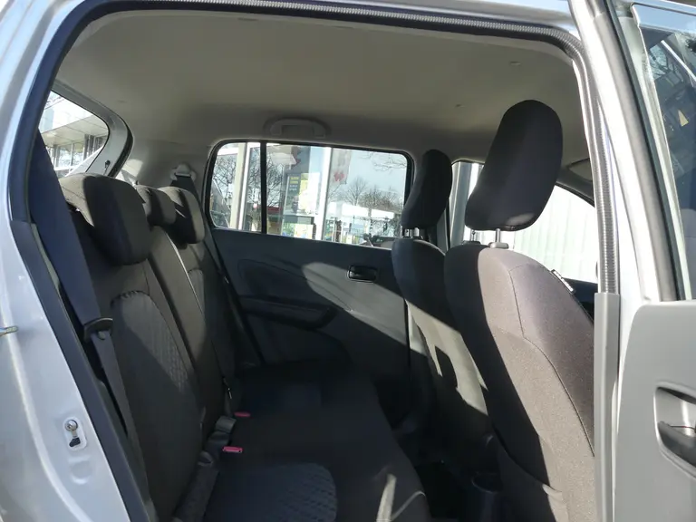 Suzuki Celerio 1.0 Exclusive Automaat, Dealer O.h., Achteruitrij Camera, Navigatie, Airco Stootlijsten, Lichtmetalen velgen. afbeelding 23