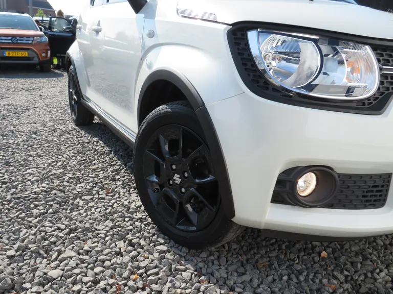 Suzuki Ignis 1.2 Select 1e Eigenaar, Dealer onderhouden, Achteruitrijcamera, Carplay en Stoelverwarming! afbeelding 5