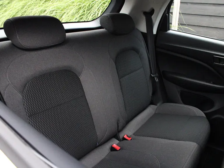 Leapmotor T03 Design 37.3 kWh Navigatie, Camera achter, Parkeerhulp achter, Audio, Keyless Start, Lichtmetalen velgen afbeelding 13