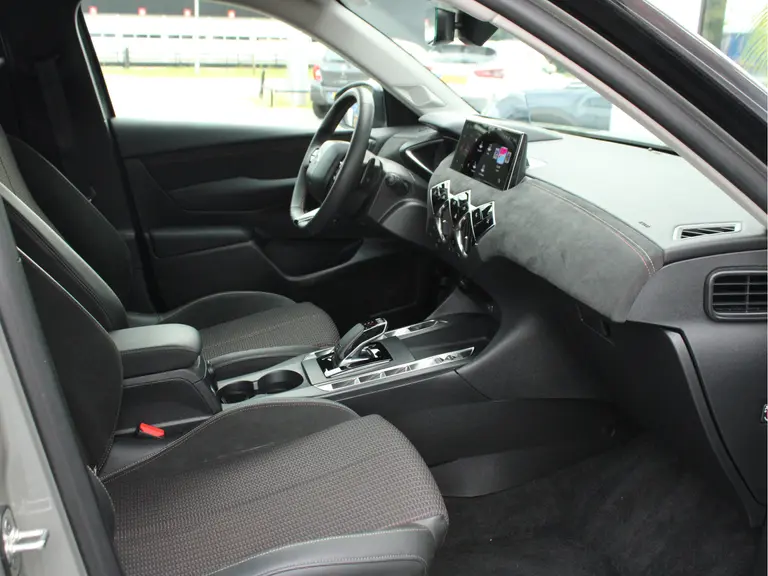 DS DS 3 1.2 PureTech Performance Line Automaat Microvezel Bekleding, Rondomzicht Camera, Cruise en Climate Control afbeelding 38